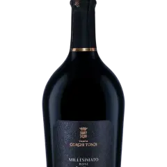Bottiglia di vino rosato Millesimato, prodotto con metodo classico. Elegante etichetta nera con dettagli dorati.