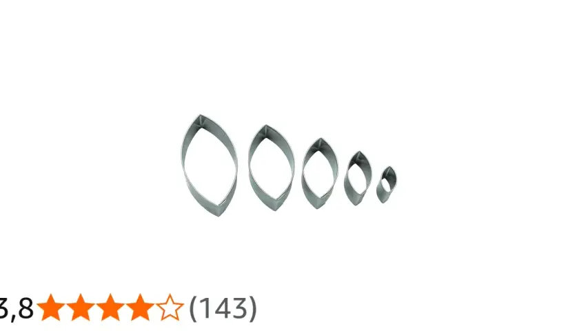 Set di 5 tagliabiscotti ovali in metallo, perfetti per creare biscotti ovali di diverse dimensioni.