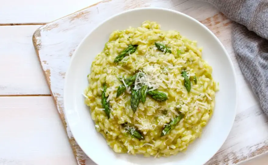 Risotto asparagi e robiola - La ricetta perfetta e cremosa