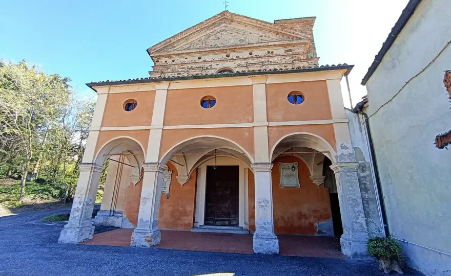 Montalto Pavese - Guida essenziale per una visita perfetta