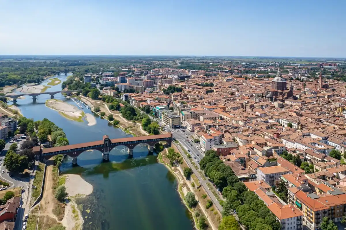 Cosa vedere a Pavia in un giorno tra storia e Ticino